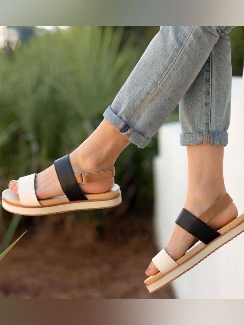 Nisolo Women's Multi color leather Sandals 7.5